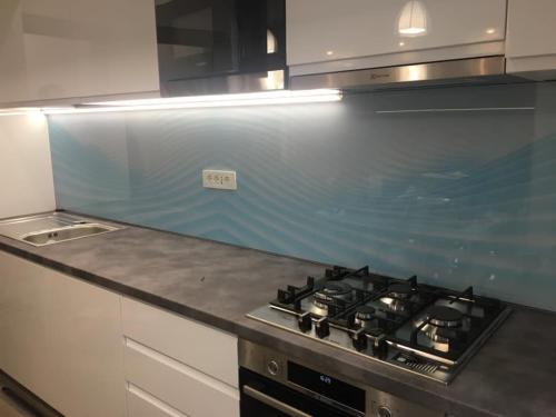 123035880 224171132428756 8514494084828478474 n